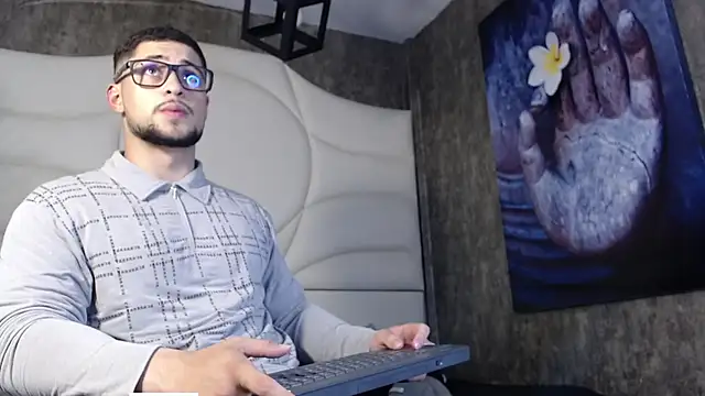 valenssio moretti online show from 04/09/26, 03:41