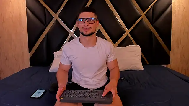 valenssio moretti online show from 03/20/26, 02:07