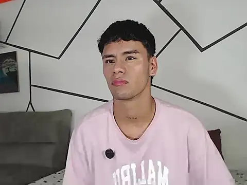 cooper shiro online show from 04/18/26, 06:32