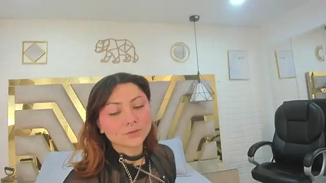 Snapshot of Goldentemptation_ chatting on 04/30/26, 01:29 Goldentemptation online show from 04/30/26, 01:29
