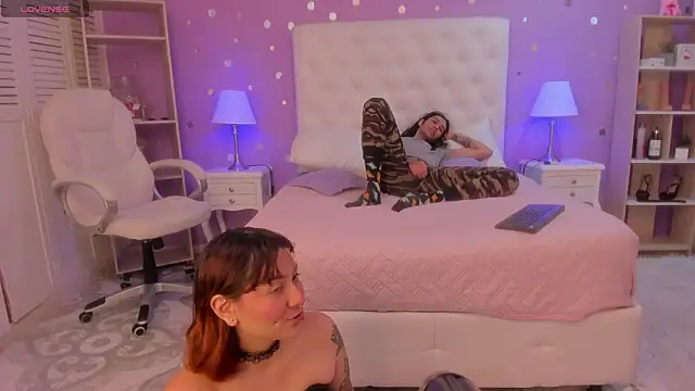 Goldentemptation  online show from 03/13/26, 08:03