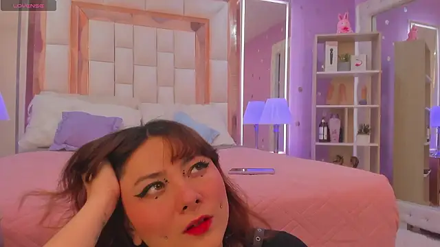 Goldentemptation  online show from 03/21/26, 07:40