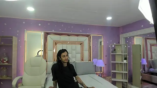 Snapshot of Goldentemptation_ chatting on 07/17/26, 07:22 Goldentemptation online show from 07/17/26, 07:22