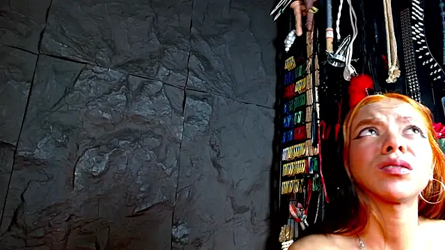 Ariaoficial online show from 03/31/26, 10:17