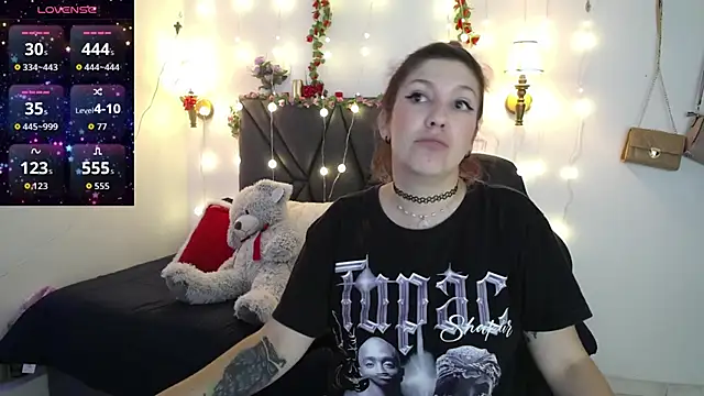 Snapshot of Sharma_Amayra chatting on 02/05/26, 08:37 Sharma Amayra online show from 02/05/26, 08:37