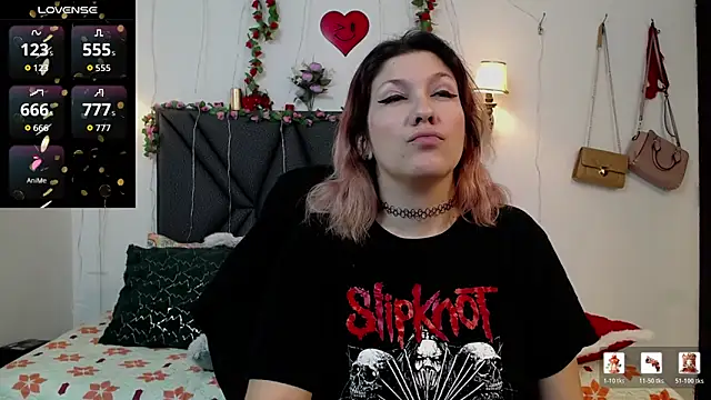 Sharma Amayra online show from 04/17/26, 08:11