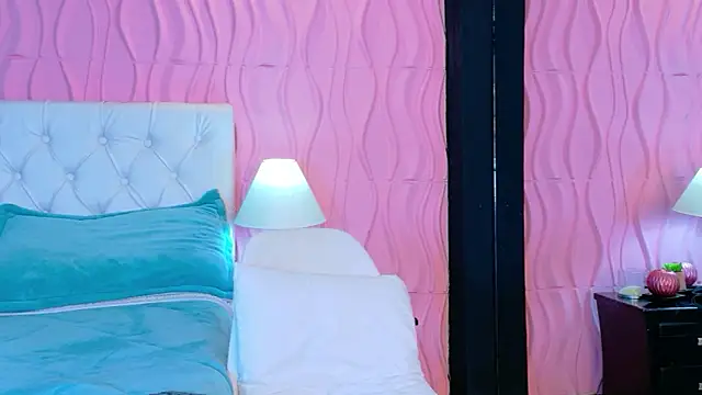 Mia Cherry   online show from 03/24/26, 07:36