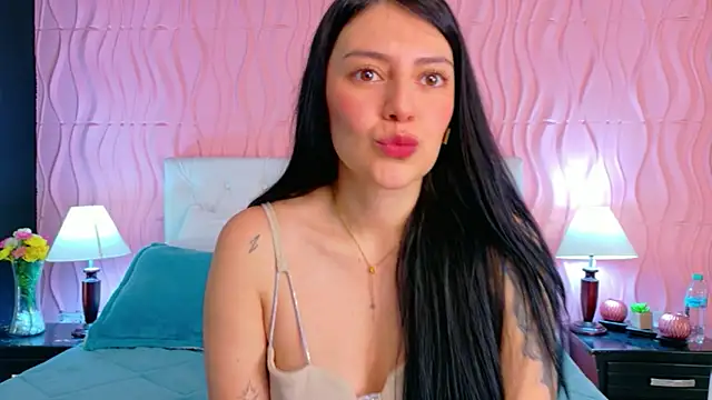 Snapshot of Mia_Cherry__ chatting on 02/16/26, 07:34 Mia Cherry online show from 02/16/26, 07:34