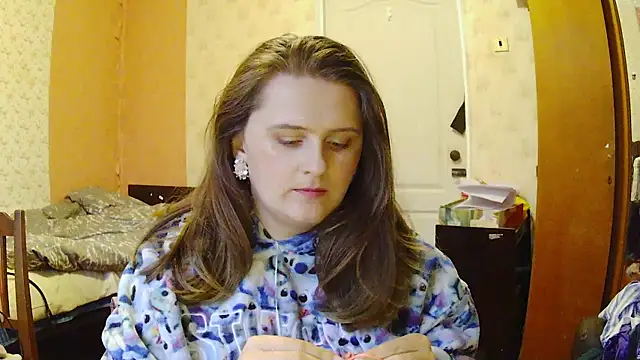 Snapshot of Miss_Iriss chatting on 02/17/26, 02:14 Miss Iriss online show from 02/17/26, 02:14