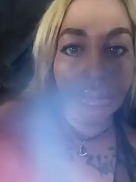 MiaMooly online show from 10/23/25, 03:21