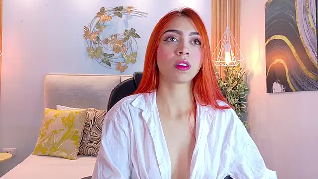 Snapshot of Polygonniaa chatting on 02/23/26, 03:01 Polygonniaa online show from 02/23/26, 03:01