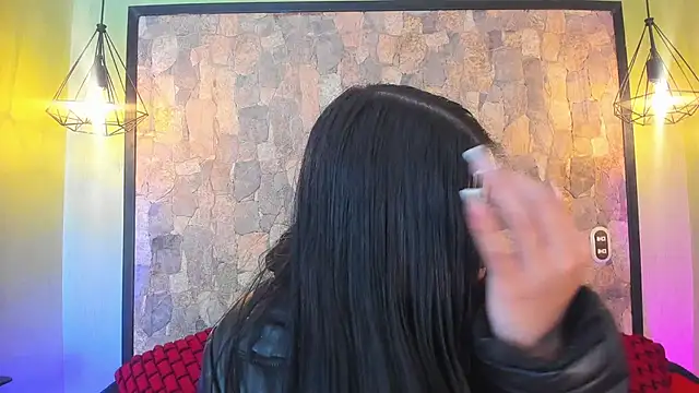 Elizabeth Ferrer online show from 03/10/26, 11:58