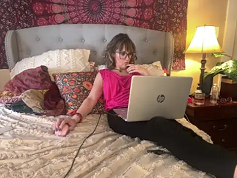 Snapshot of BrookiesLife chatting on 05/12/26, 05:41 BrookiesLife online show from 05/12/26, 05:41