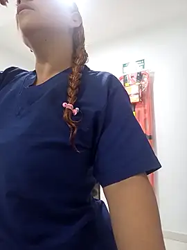 Snapshot of -Serena_ chatting on 04/07/26, 01:13 -Serena online show from 04/07/26, 01:13