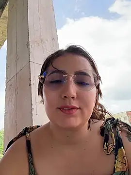 Arya    online show from 04/15/26, 06:34