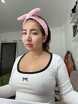 Arya    online show from 03/03/26, 09:05