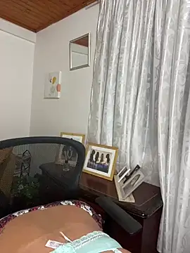 JulietaRiios online show from 05/16/26, 01:15
