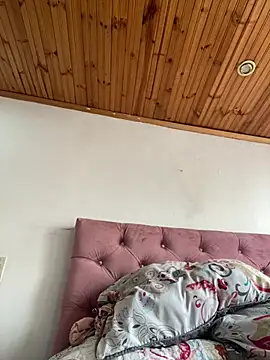 Snapshot of JulietaRiios chatting on 02/14/26, 09:48 JulietaRiios online show from 02/14/26, 09:48