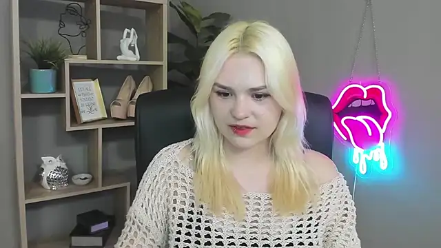 Snapshot of SweetLilyxo chatting on 05/03/26, 06:29 SweetLilyxo online show from 05/03/26, 06:29