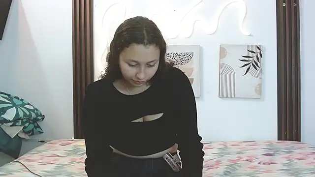 Snapshot of miss_caty chatting on 02/16/26, 11:46 miss caty online show from 02/16/26, 11:46