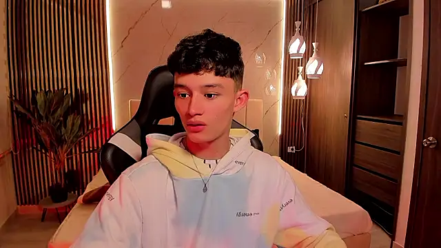 Snapshot of Patrick_Howland_ chatting on 02/08/26, 03:15 Patrick Howland online show from 02/08/26, 03:15