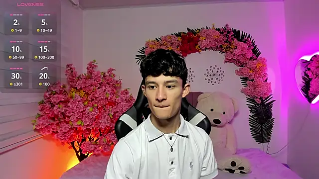 Patrick Howland  online show from 03/26/26, 04:11