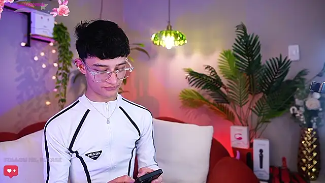 Patrick Howland  online show from 03/10/26, 03:54