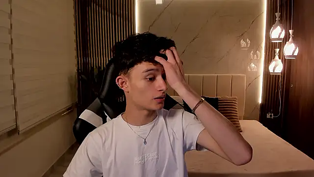 Snapshot of Patrick_Howland_ chatting on 02/22/26, 03:31 Patrick Howland online show from 02/22/26, 03:31