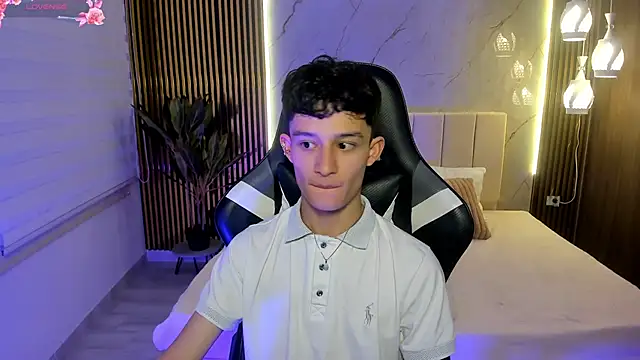 Snapshot of Patrick_Howland_ chatting on 02/15/26, 03:18 Patrick Howland online show from 02/15/26, 03:18