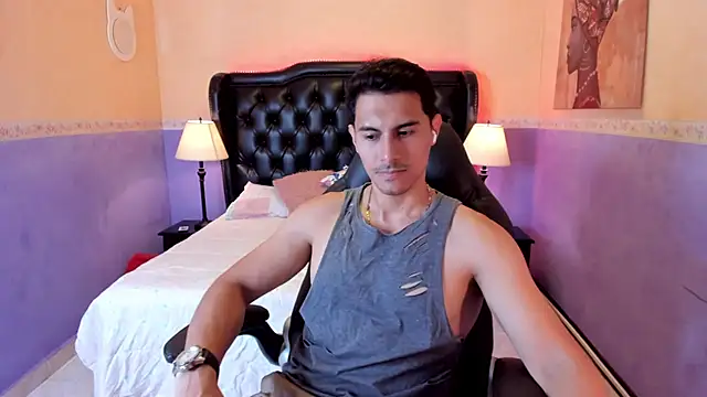 Snapshot of Mike_Conors chatting on 02/26/26, 01:49 Mike Conors online show from 02/26/26, 01:49