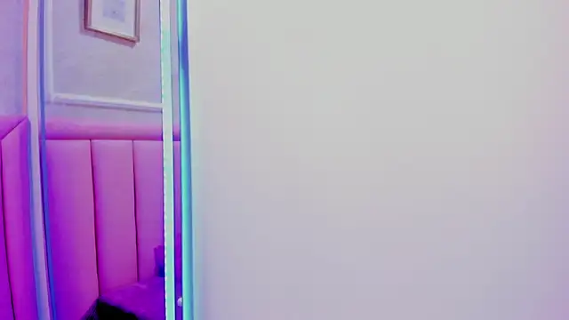 Raven love online show from 04/14/26, 01:49