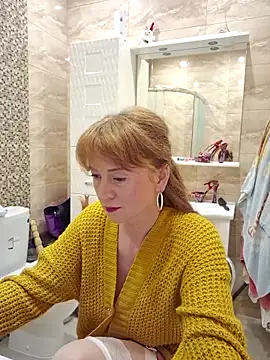 LanaBananaa  online show from 04/10/26, 11:12