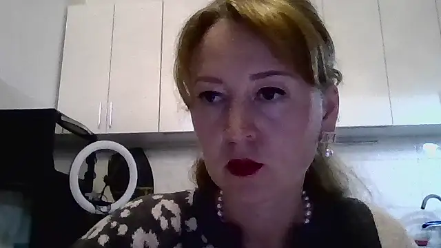 Snapshot of LanaBananaa_ chatting on 02/24/26, 08:53 LanaBananaa online show from 02/24/26, 08:53