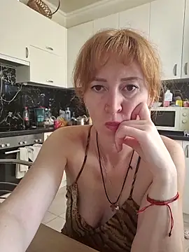 LanaBananaa  online show from 05/11/26, 11:44