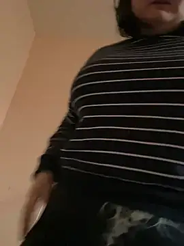 Snapshot of AngelKiras chatting on 02/13/26, 06:13 AngelKiras online show from 02/13/26, 06:13