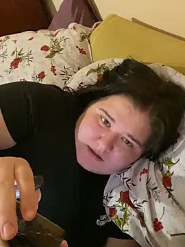 Snapshot of AngelKiras chatting on 02/25/26, 07:36 AngelKiras online show from 02/25/26, 07:36