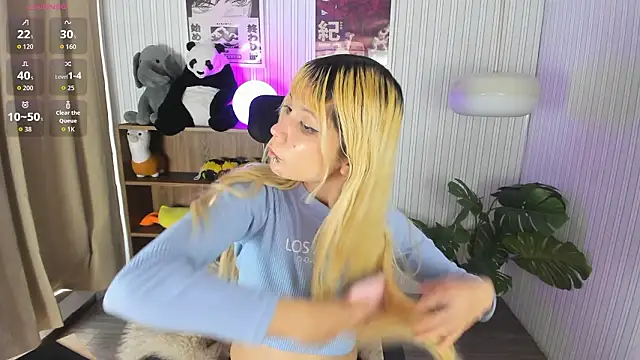 Laukyubey1 online show from 03/23/26, 07:47