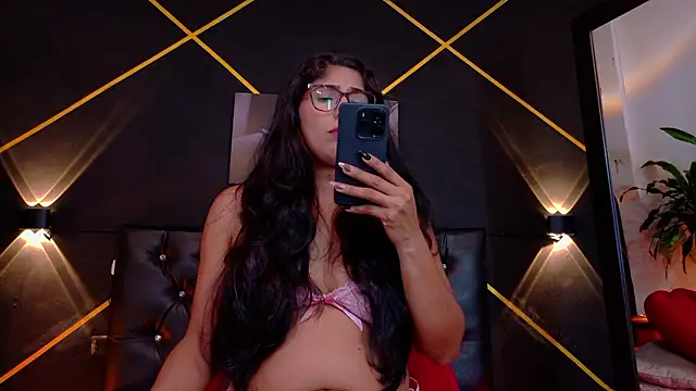 serena kournikova online show from 03/03/26, 09:00