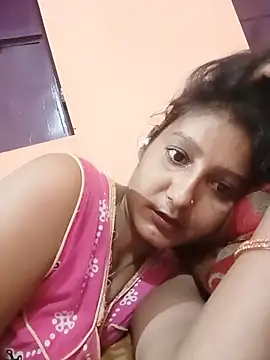 Snapshot of Ayesharani1 chatting on 06/18/26, 05:39 Ayesharani1 online show from 06/18/26, 05:39