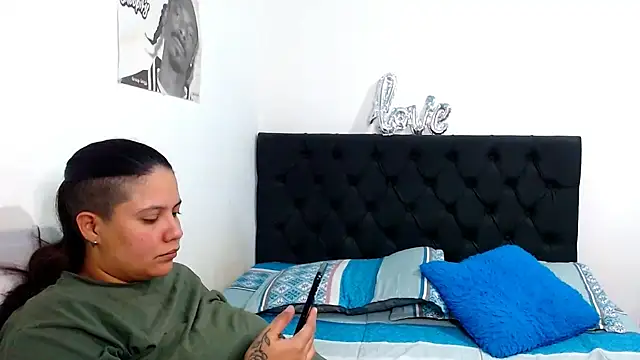 suzy paz online show from 04/12/26, 09:29