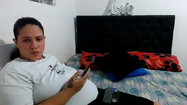 suzy paz online show from 05/02/26, 12:38