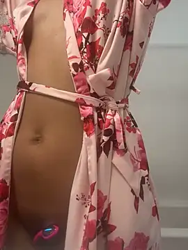 Snapshot of TWERKERBELL chatting on 02/27/26, 12:27 TWERKERBELL online show from 02/27/26, 12:27