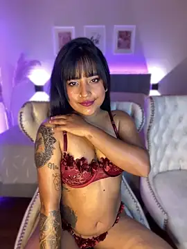 Annie Alicee online show from 05/20/26, 01:19