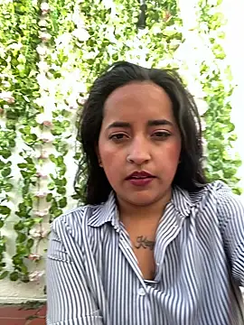 Snapshot of Annie_Alicee chatting on 03/04/26, 12:02 Annie Alicee online show from 03/04/26, 12:02