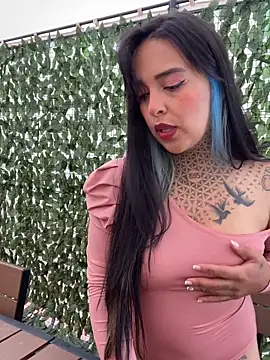 Annie Alicee online show from 02/14/26, 03:23