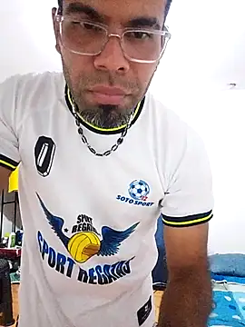 Snapshot of thom_1 chatting on 02/23/26, 12:45 thom 1 online show from 02/23/26, 12:45