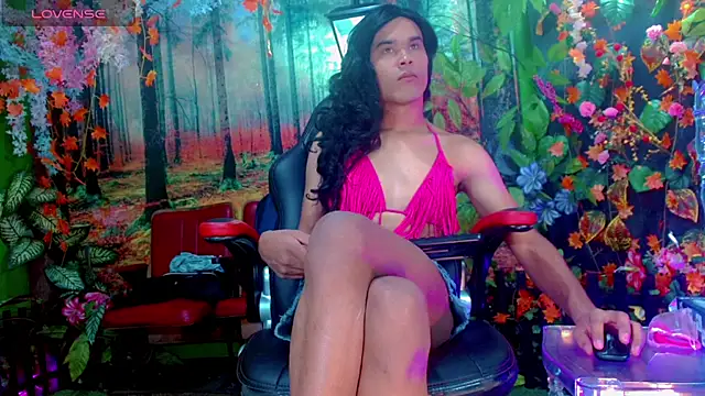 Snapshot of Gata_Salvaje__ chatting on 02/18/26, 03:37 Gata Salvaje online show from 02/18/26, 03:37