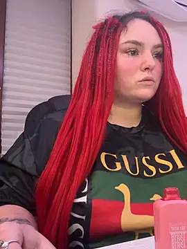 Esteri Moon online show from 02/08/26, 05:32