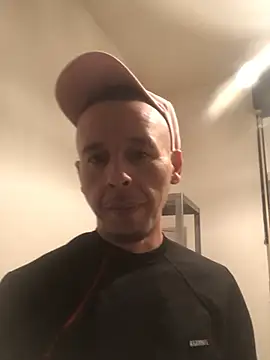 creativeX online show from 02/03/26, 04:43