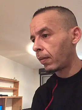 creativeX online show from 02/04/26, 06:58